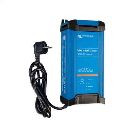 Caricabatteria Victron Blue Smart IP22 12V 15A 3 Uscite Caricabatteria Victron Blue Smart IP22 12V 15A 3 Uscite